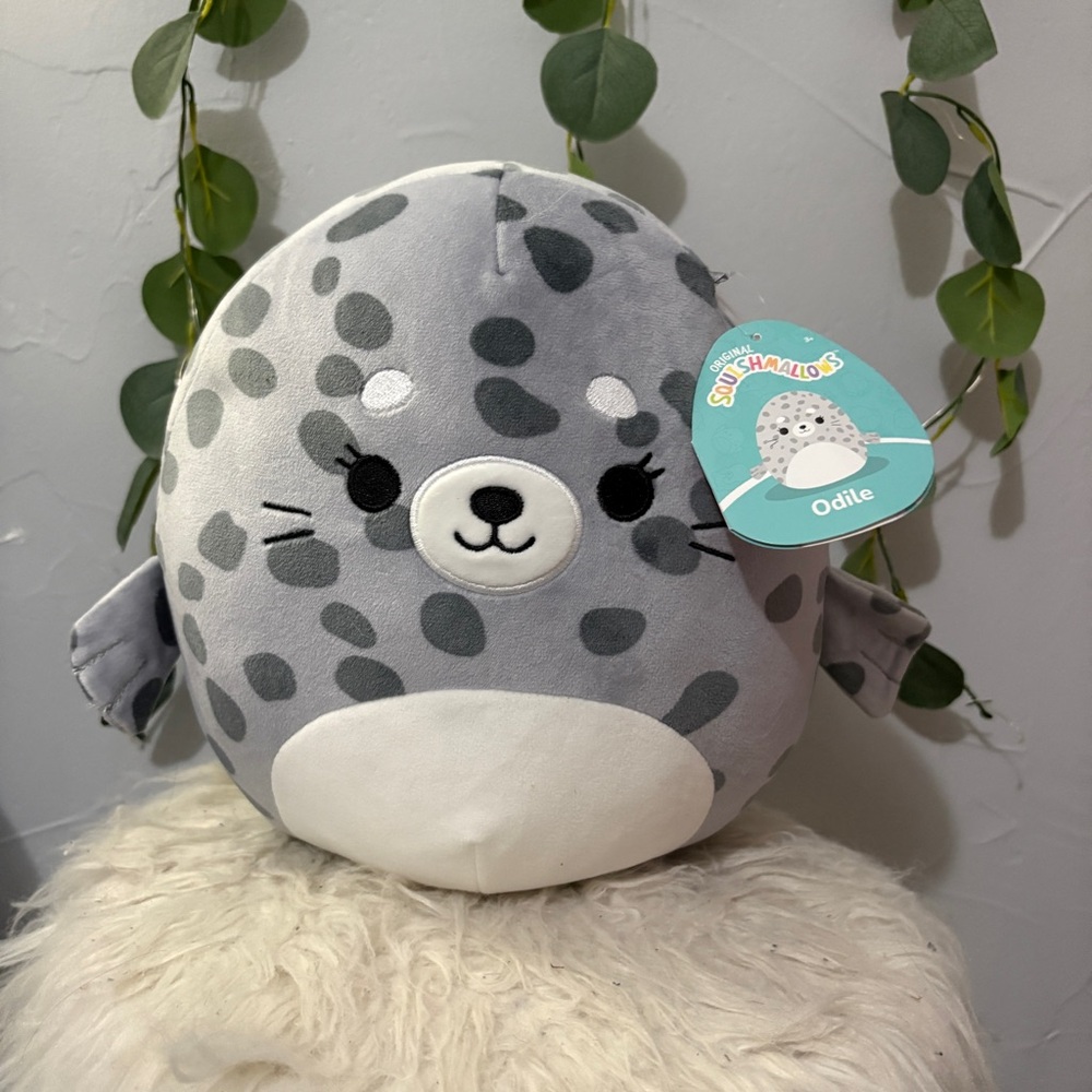 Squishmallows 12” Odile the Seal